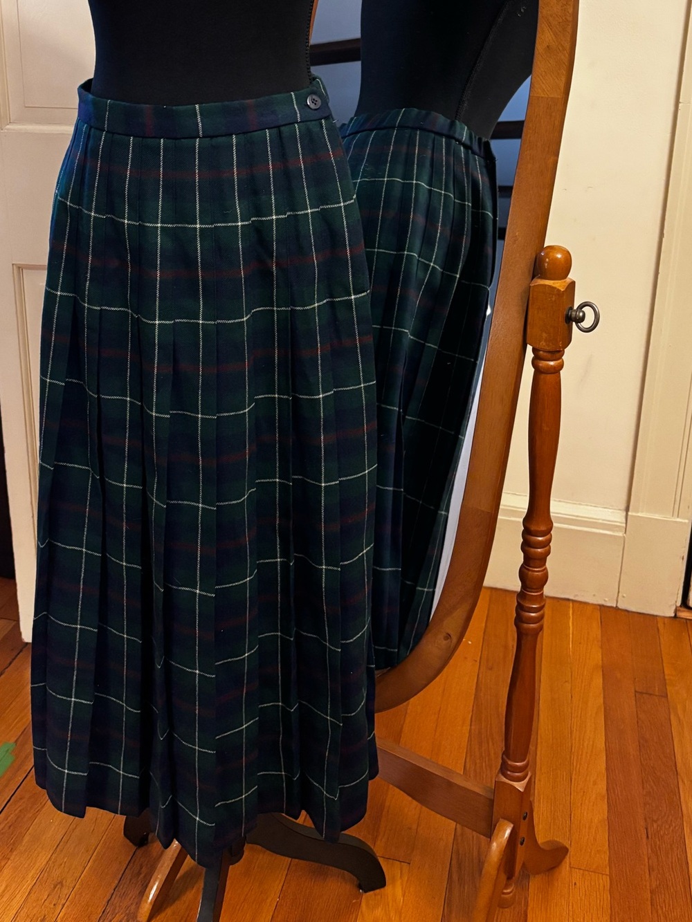 Vintage Puritan Clothing Co Cape Cod Tartan Wool Tea Length Skirt